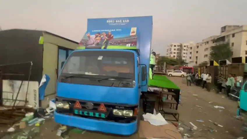 Royal Stag truck