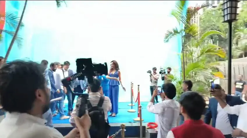 The Sleep Company — Outdoor stage wide-shot